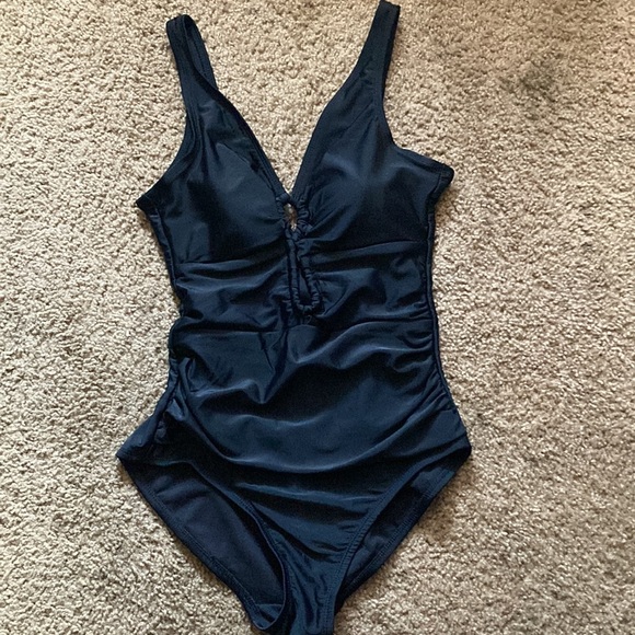 Womens Black Swimsuit Size Medium Time and Tru V-Neck - Picture 4 of 4